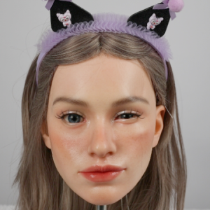 Mechanically closable eyelids